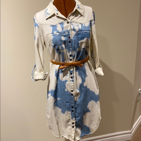 ✨Life in Progress✨Lightweight Denim Shirtdress - Picture 7 of 9